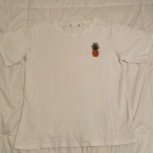White T-shirt, medium
